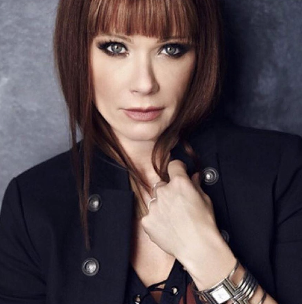 Lauren Holly 3