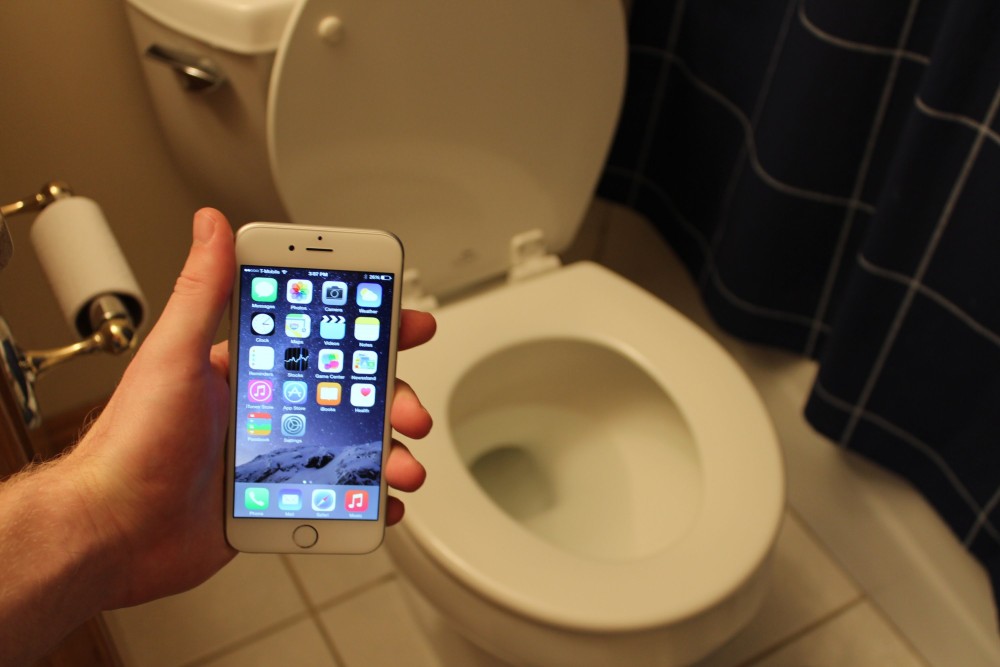 Iphone Toilet
