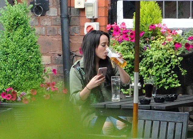 Stephanie Davis beer