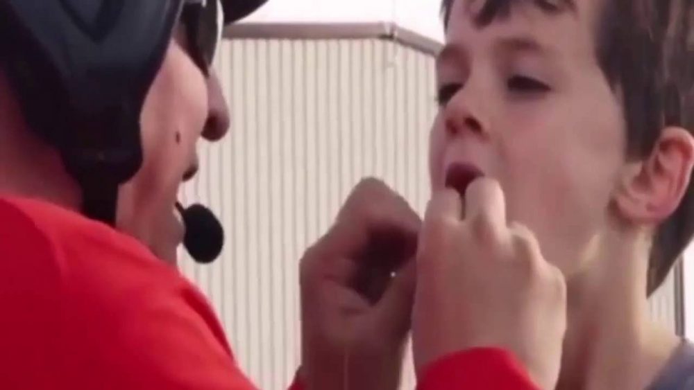 helicopter remove tooth