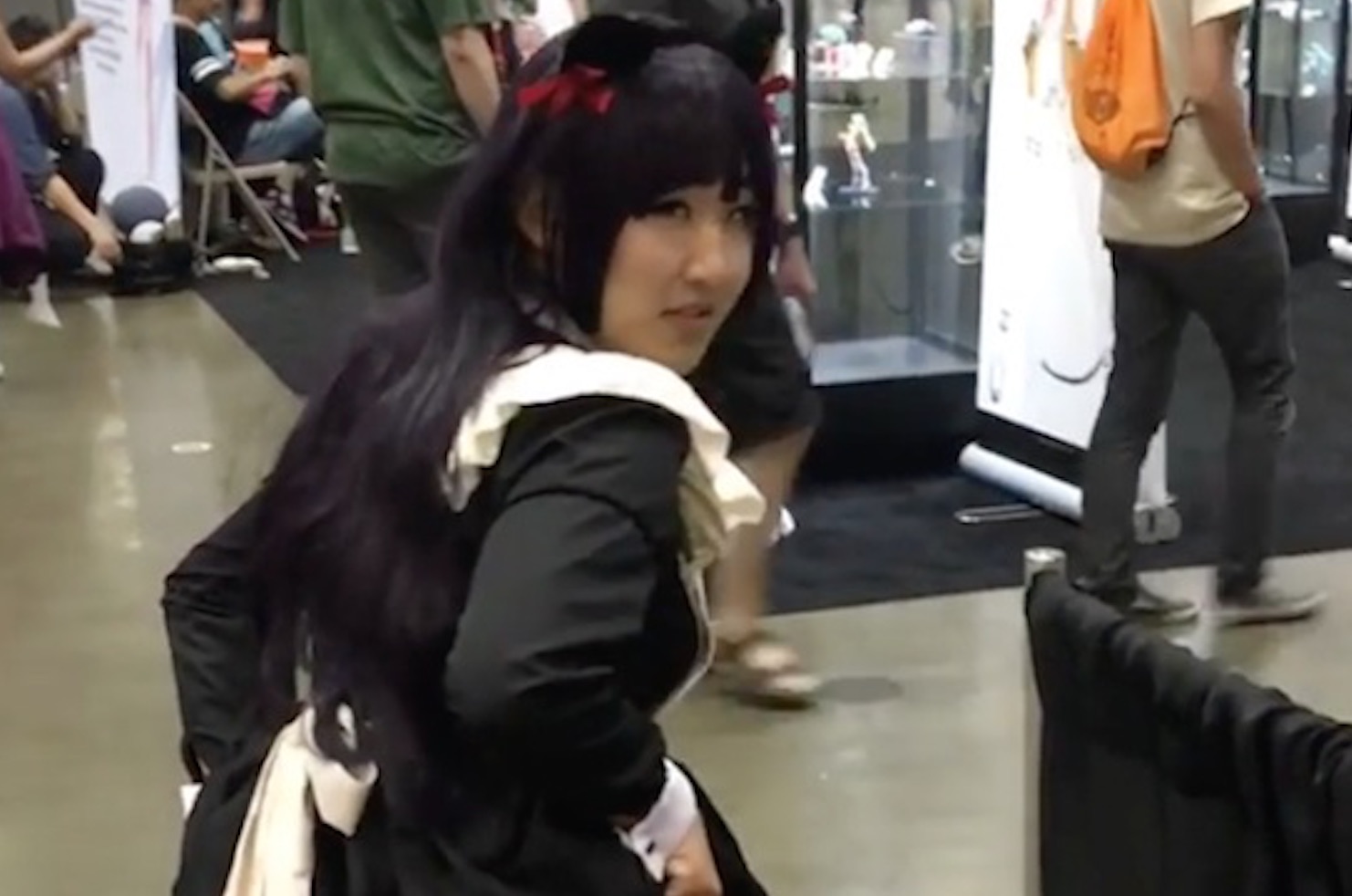 Two Dudes Get Pranked Hard By A Cross Dressing Cosplay Girl (VIDEO) Two Dudes Get Pranked Hard By A Cross Dressing Cosplay Girl (VIDEO)