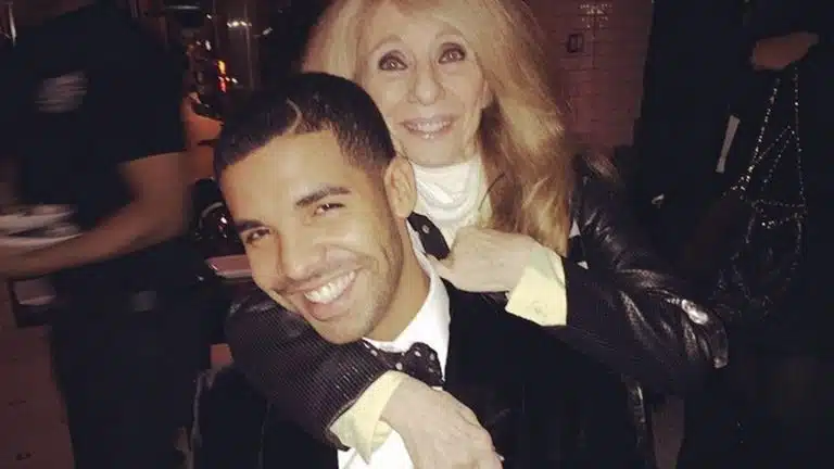 Drake Posted An Old Handwritten Apology To His Mum After He Ran Up Her Credit Card Bill