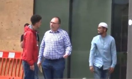 Man-filmed-racially-abusing-praying-Muslim-to-see-how-people-would-react