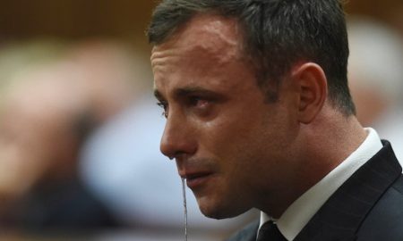 Oscar Pistorius crying
