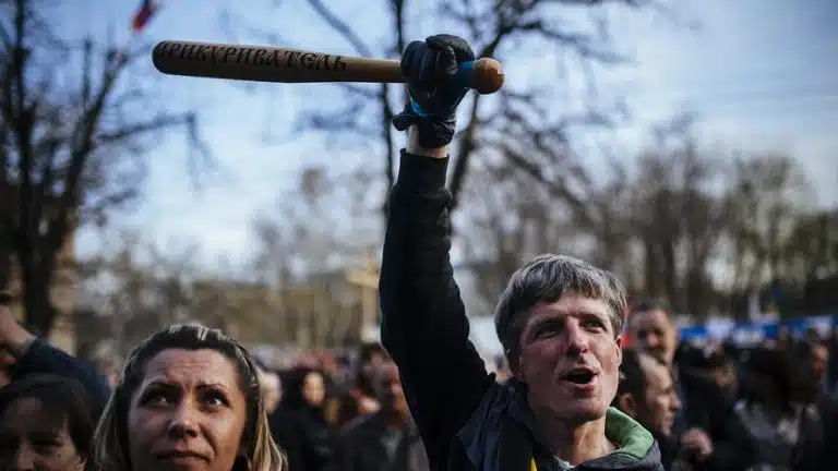 Russians Purchased 500,000 Baseball Bats In One Year – But Only One Ball