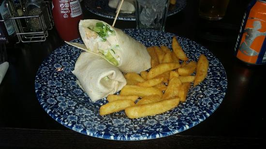 chicken-and-avocado-wrap