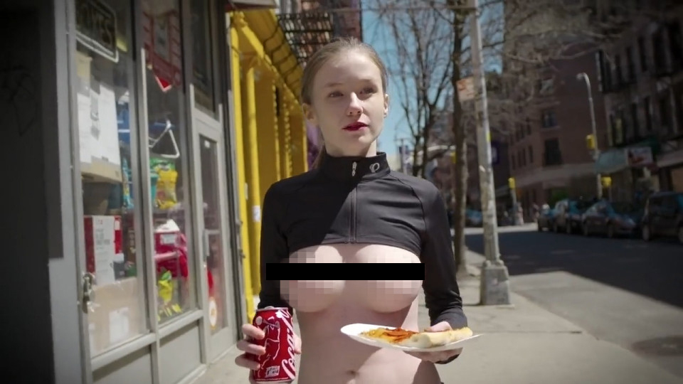 Watch This Porn Star Walk Around New York City Topless, All ...