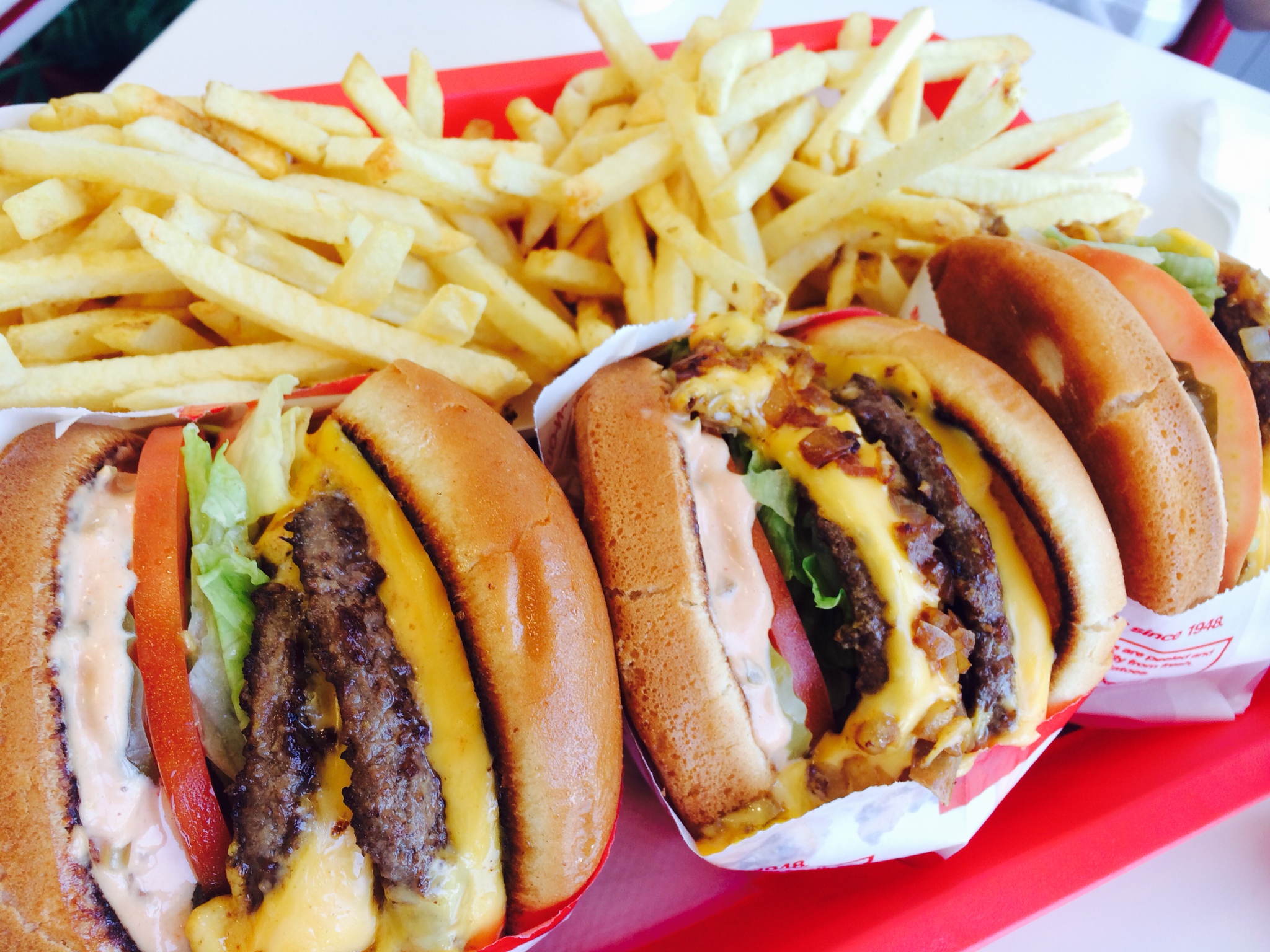 Legendary US Burger Chain In N Out Burger Is Popping Up In London Today ...