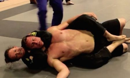 bodybuilder-choked-out