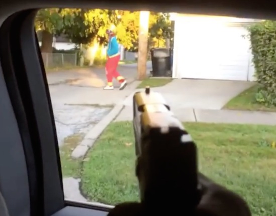 killer-clown-drive-by