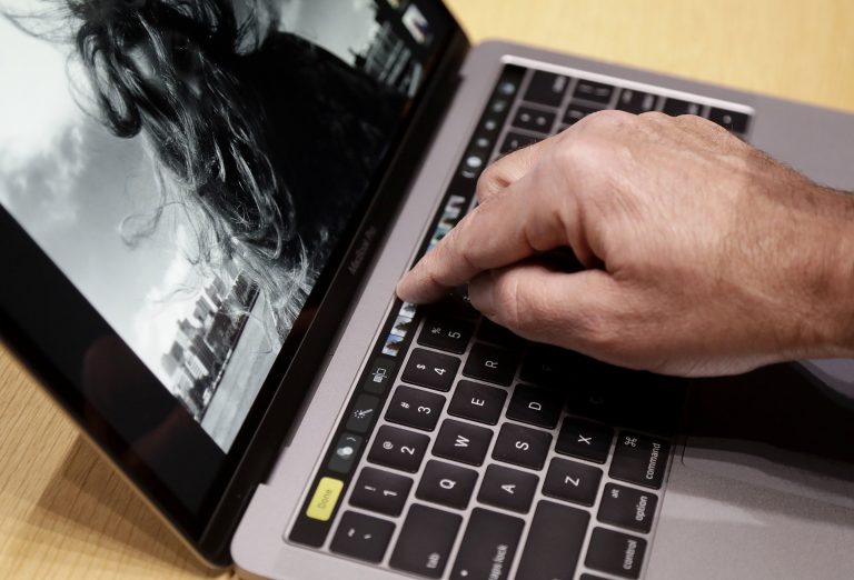 touch-screen-macbook