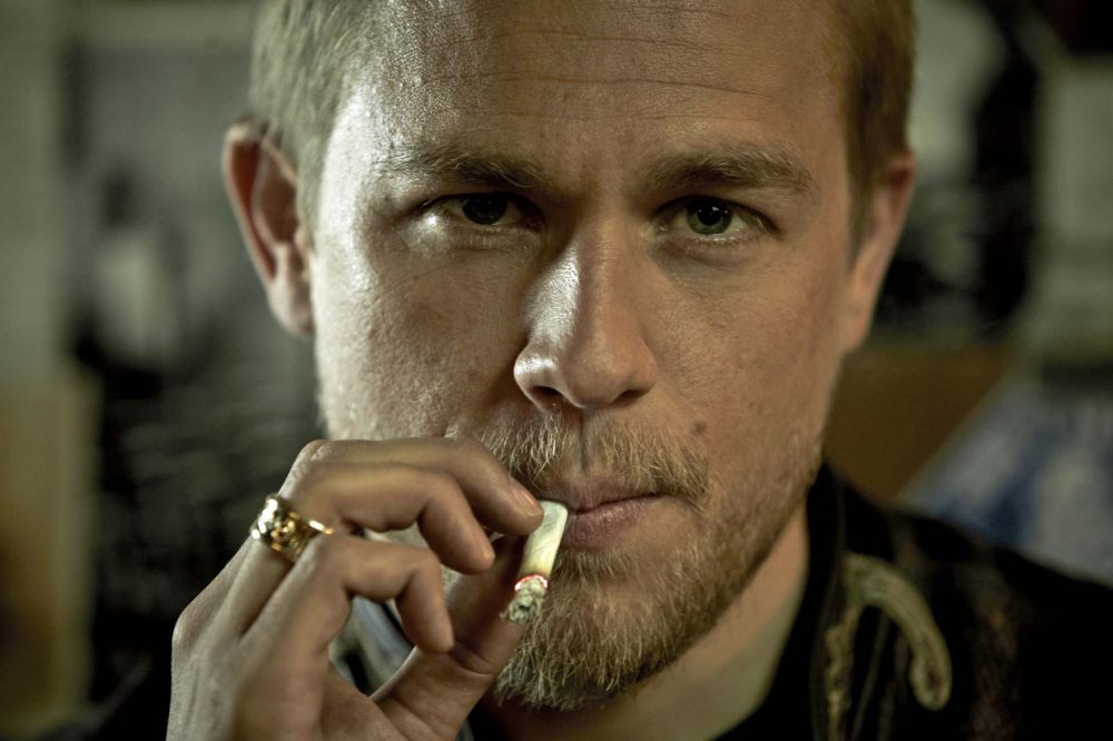 SONS OF ANARCHY: L-R: Charlie Hunnam: Cr: James Minchin III / FX