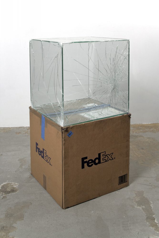 fedex-scultpure-3