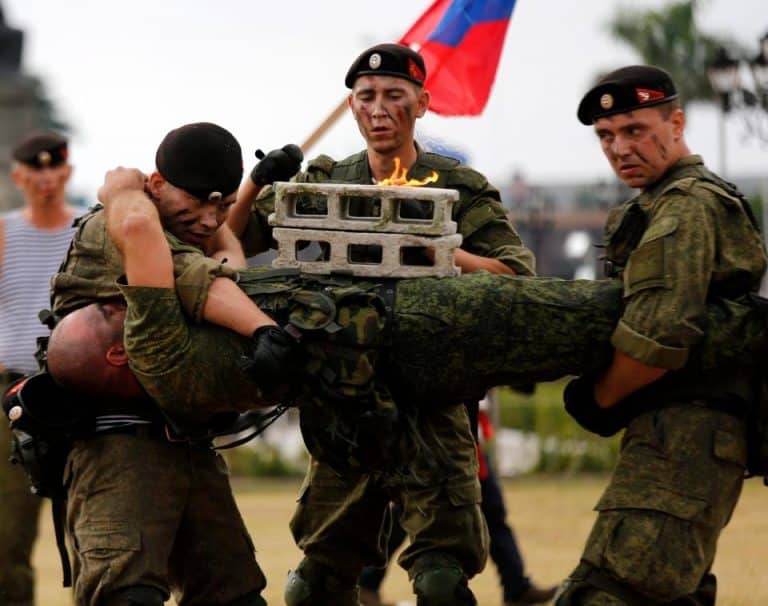 PHOTOS: Russia’s Army Training Drills Look Absolutely Brutal