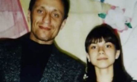 inside_popkov_daughter_teen