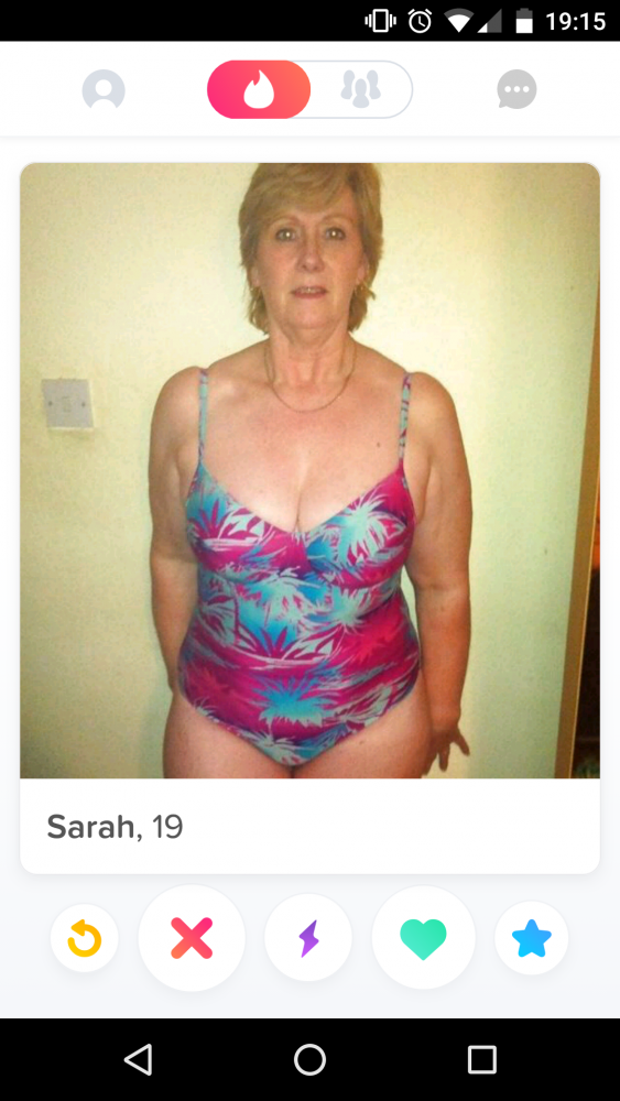 Tinder 22