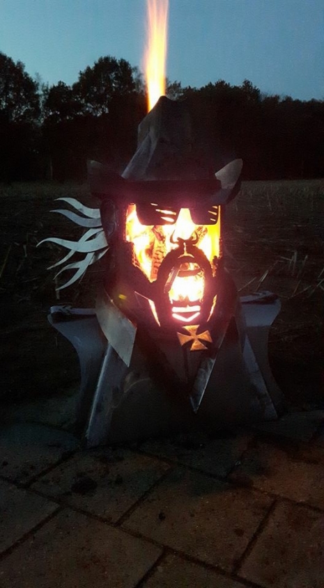 Lemmy Fire Pit 3