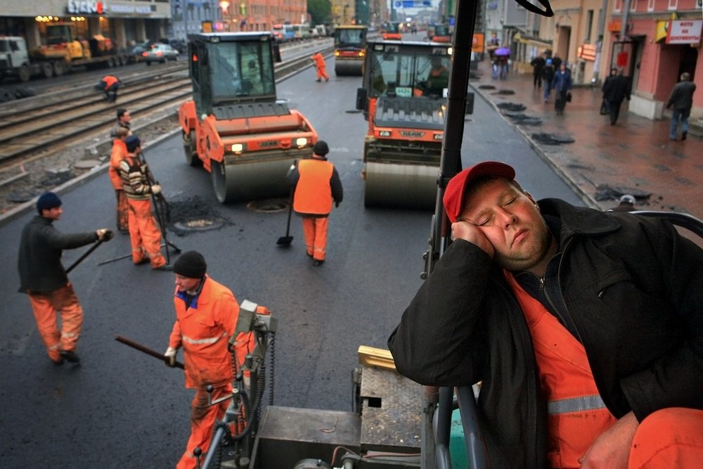 Road repair in Russia