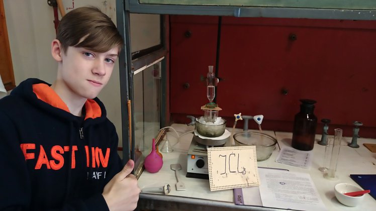 Chemistry Student Blows Hand Off With Homemade Bomb