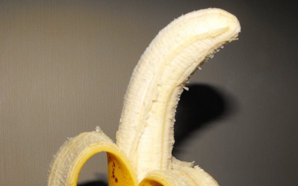 banana-1439x900