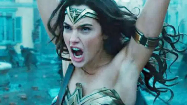 Feminists Are PISSED That Wonder Woman Doesn’t Have Any Armpit Hair