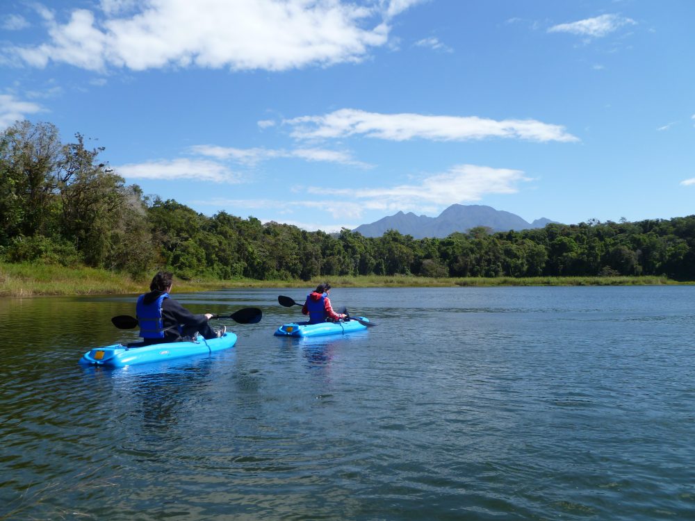 Couple-Kayaking