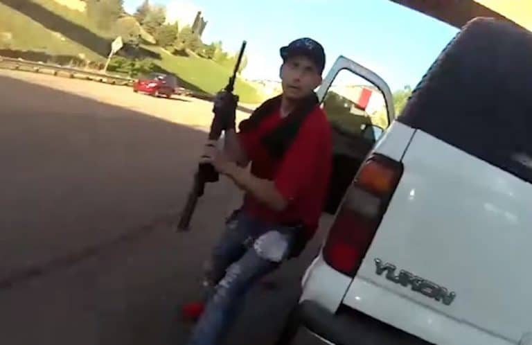 Bodycam Footage Shows Policeman Reacting In The Right Way When Faced With A Gun