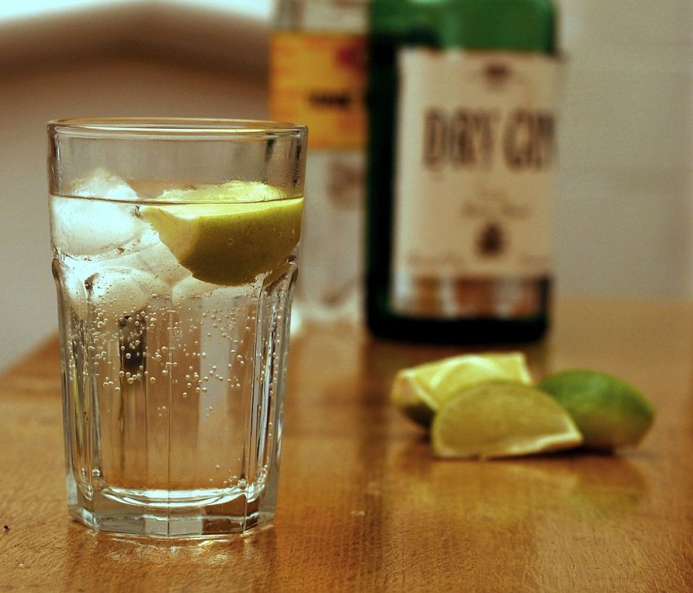 Gin and tonic