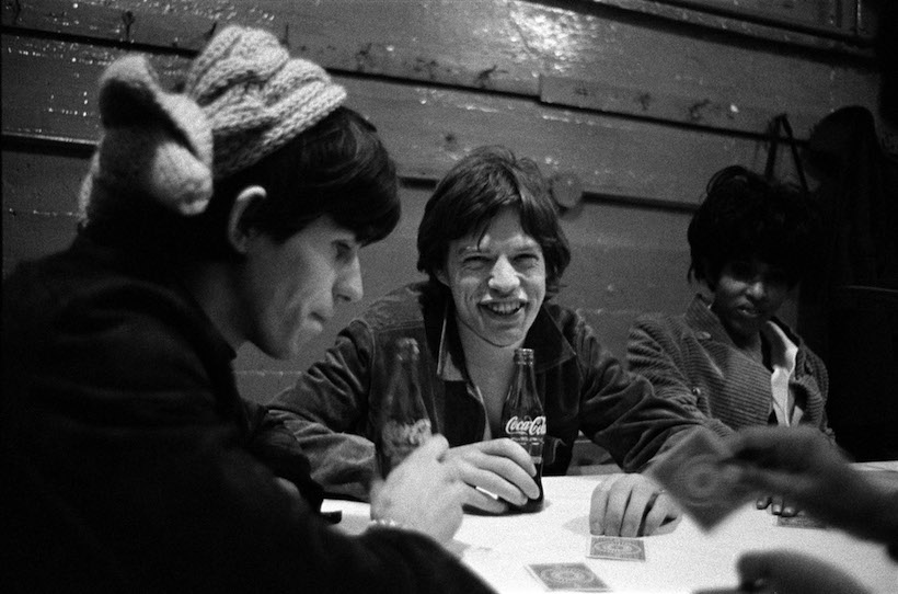 Keith Richards & Mick Jagger with Nona Hendrix backstage USA 1965