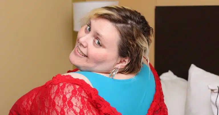 This ‘Fat Fetish’ Model Is Blowing Up The Internet With Her 95-Inch Hips