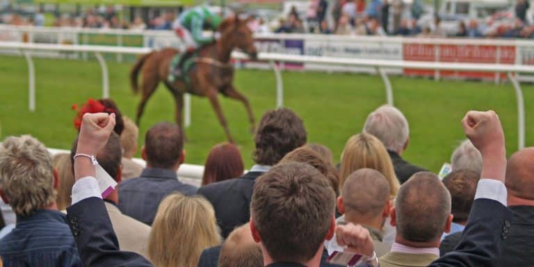 Man Who ‘Pulled Sickies To Go Horse Racing’ Gets Fired After Being Spotted On Channel 4