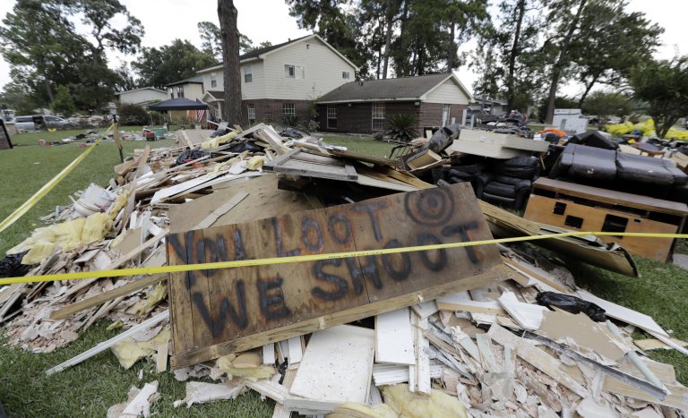 Looters sign