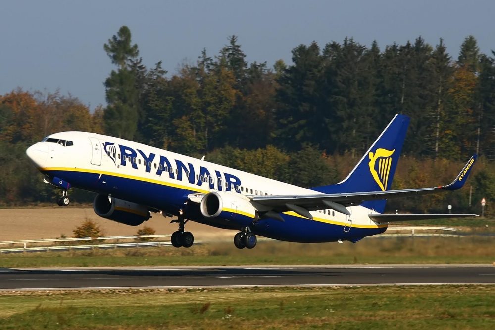 ryanair-aircraft-4