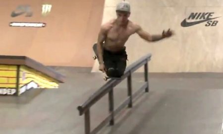 Skateboarder no legs