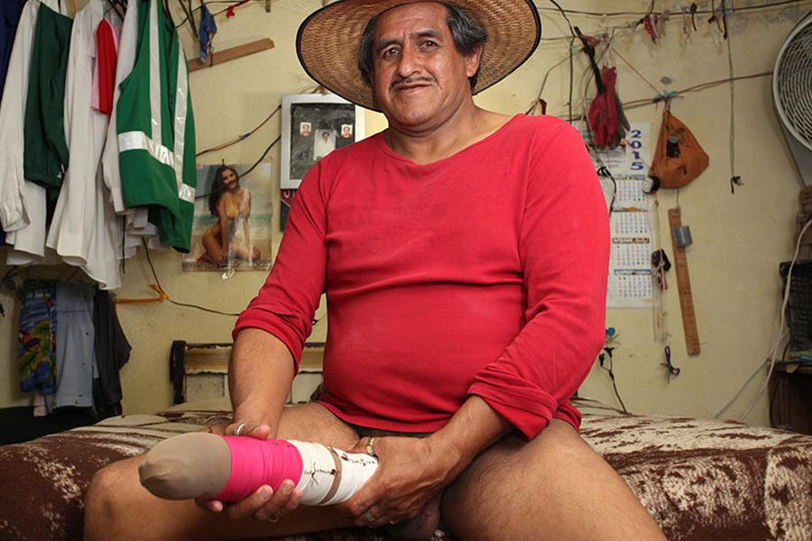 The man with the biggest dick, celebrety ass