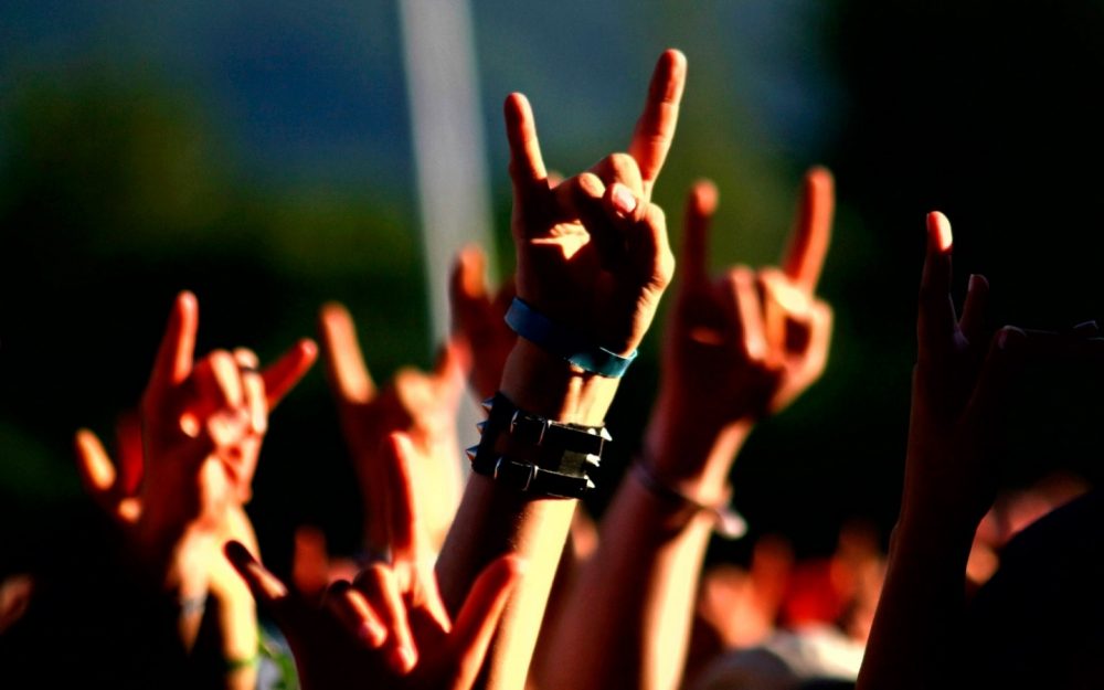 Metal Horns