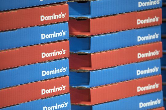 Dominos