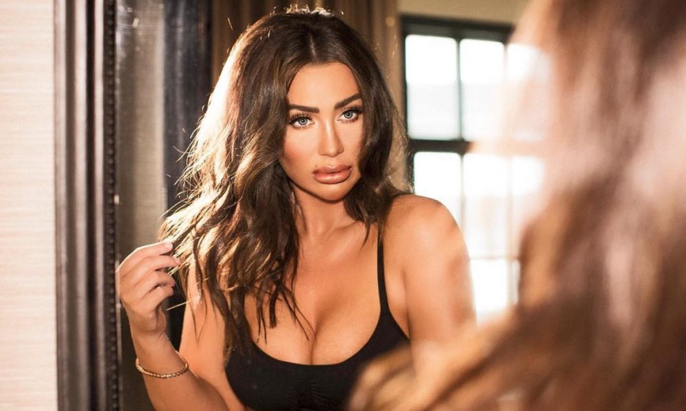 People Think That Lauren Goodger Is Becoming A Porn Star After Signing