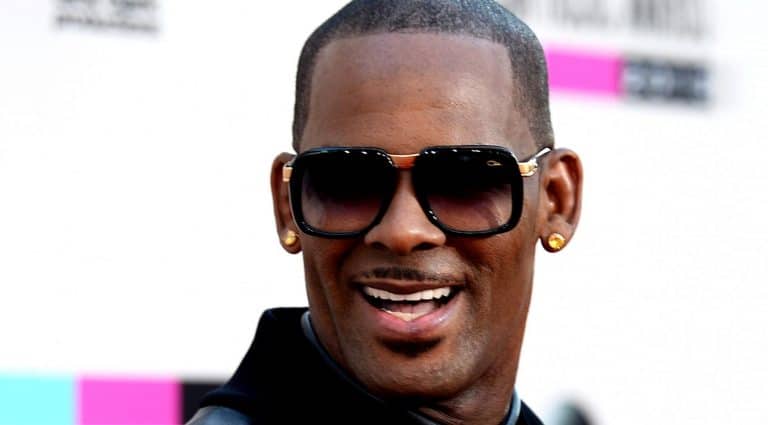 A New Lifetime Documentary On R.Kelly Will Air Next Month