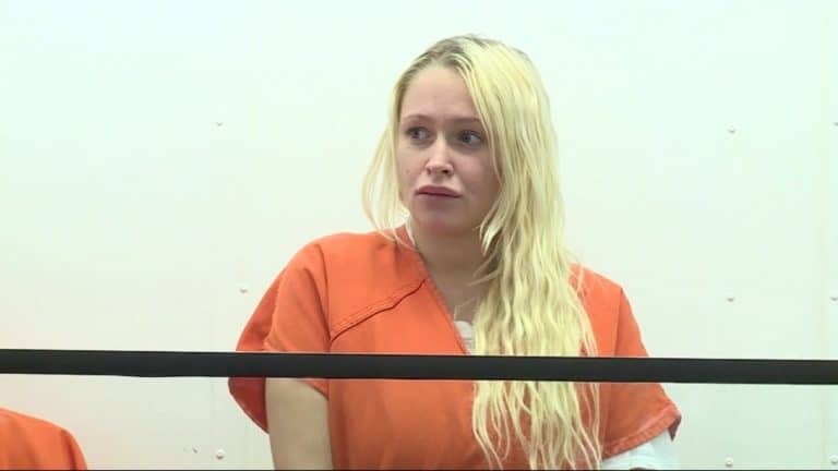 Playboy Model Murders Her Psychiatrist And Leaves His Body In The Nevada Desert