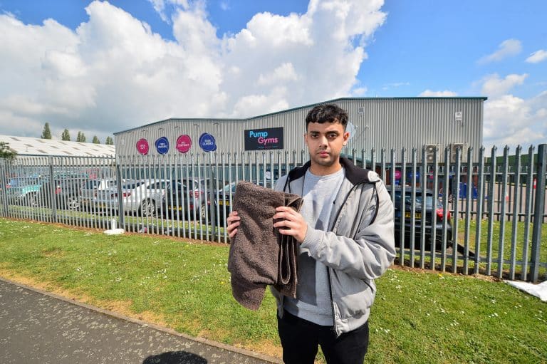 Someone Jerked Off In This Guy’s Towel Whilst He Was At The Gym
