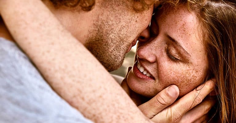 Scientists Say Kissing ‘Is Now A Bigger Risk Than Oral Sex’ When It Comes To STDs