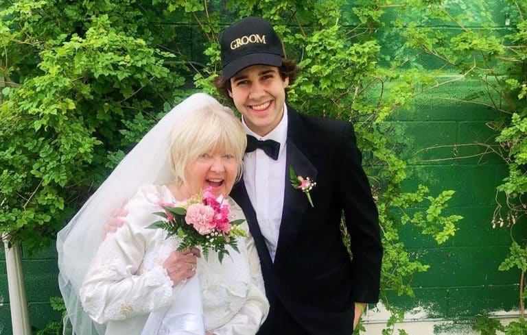 Dude Who Married His Best Mate’s Mum Just To Piss Him Off Has Filed For Divorce