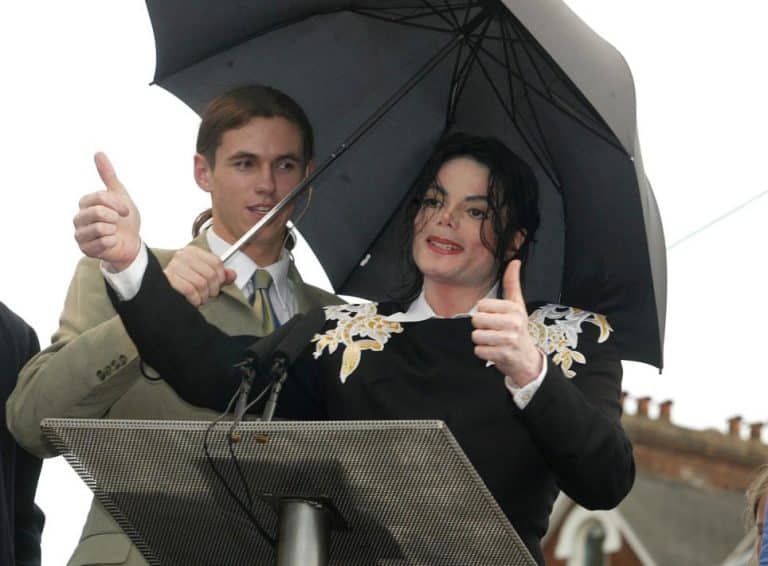 Michael Jackson Wore Tape Over His Nose To ‘Manipulate The Press And Get Front Pages’