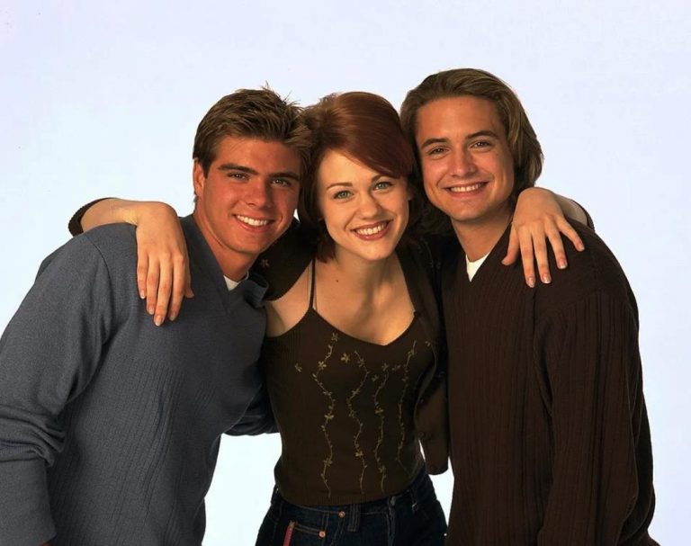 Rachel From ‘Boy Meets World’ Is Now A Porn Star (NSFW)