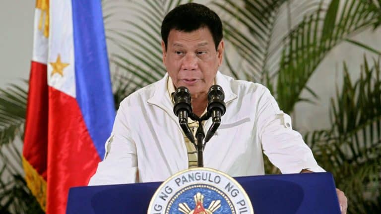 The President Of The Philippines Wants To Arrest Everyone Who Vapes