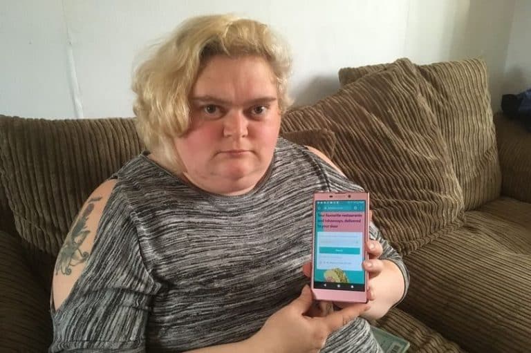 Mum’s Fury As Deliveroo Charges Her For KFC Birthday Feast But Fails To Deliver
