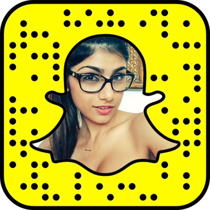 Double penetration model freckles snapchat