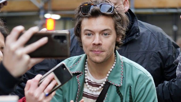 Harry Styles Was Threatened With A Knife And Forced To Hand Over Cash On Valentine’s Day