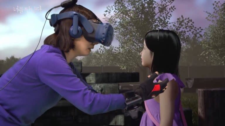 Grieving Mum Reunites With Dead 7-Year-Old Daughter Through Virtual Reality (VIDEO)